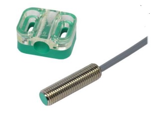 Mayr Contactless Limit Switches with Mounting Flange